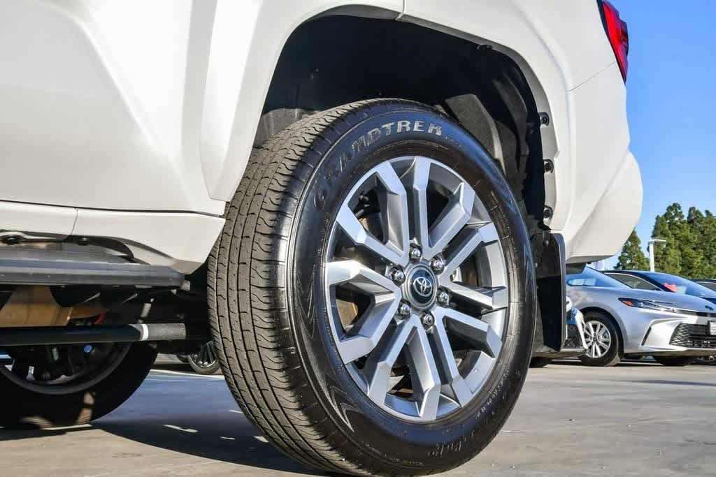 Thumbnail: 2025 Toyota 4Runner - 11