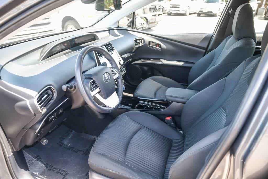 Thumbnail: 2019 Toyota Prius Prime - 16