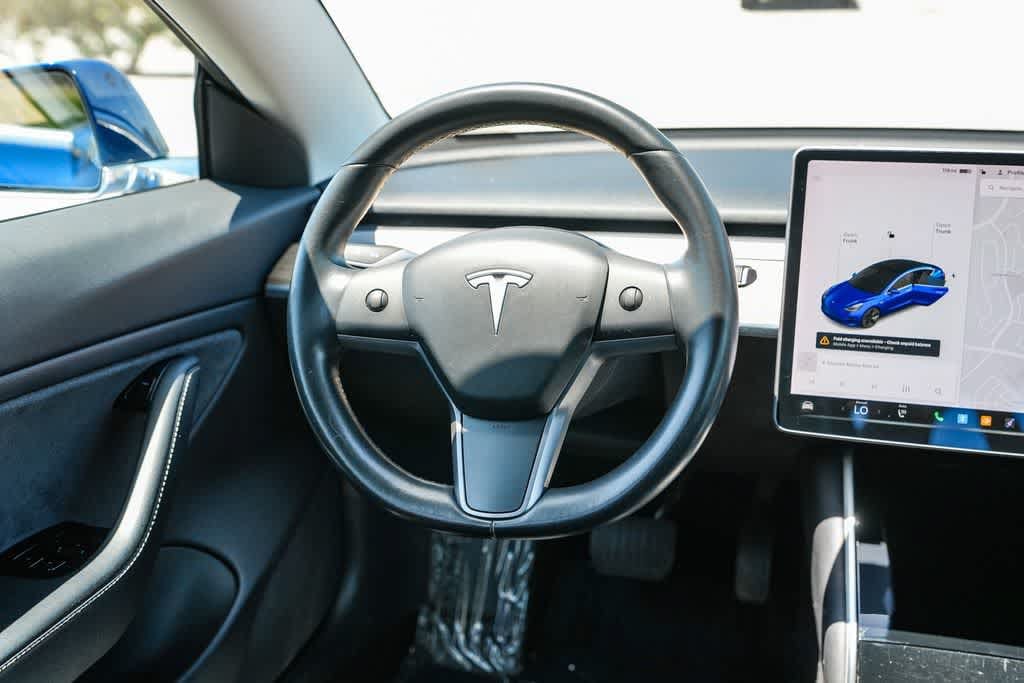 Thumbnail: 2019 Tesla Model 3 - 14