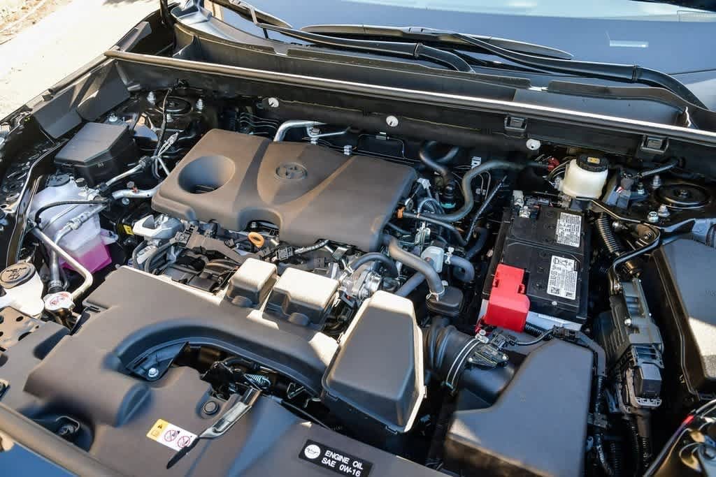 Thumbnail: 2025 Toyota RAV4 - 29