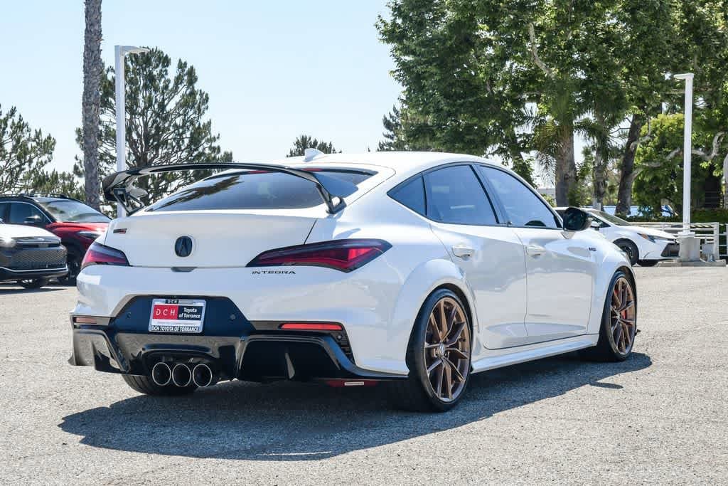 Thumbnail: 2024 Acura Integra - 9