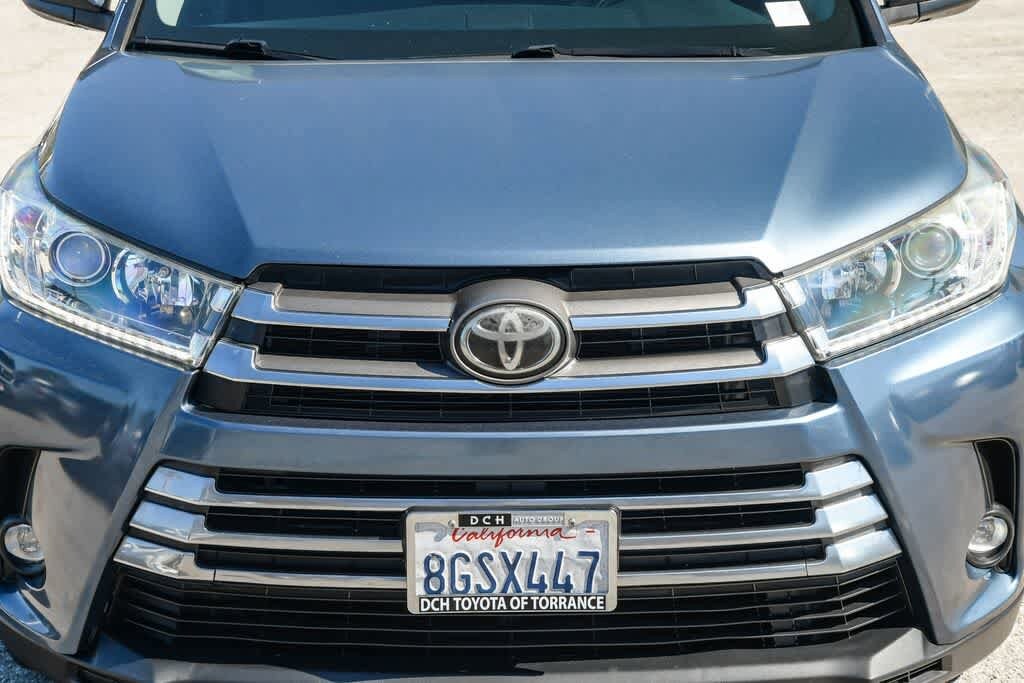 Thumbnail: 2019 Toyota Highlander - 5