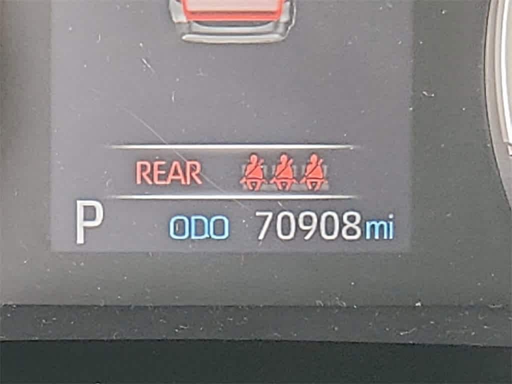 Thumbnail: 2019 Toyota RAV4 - 23