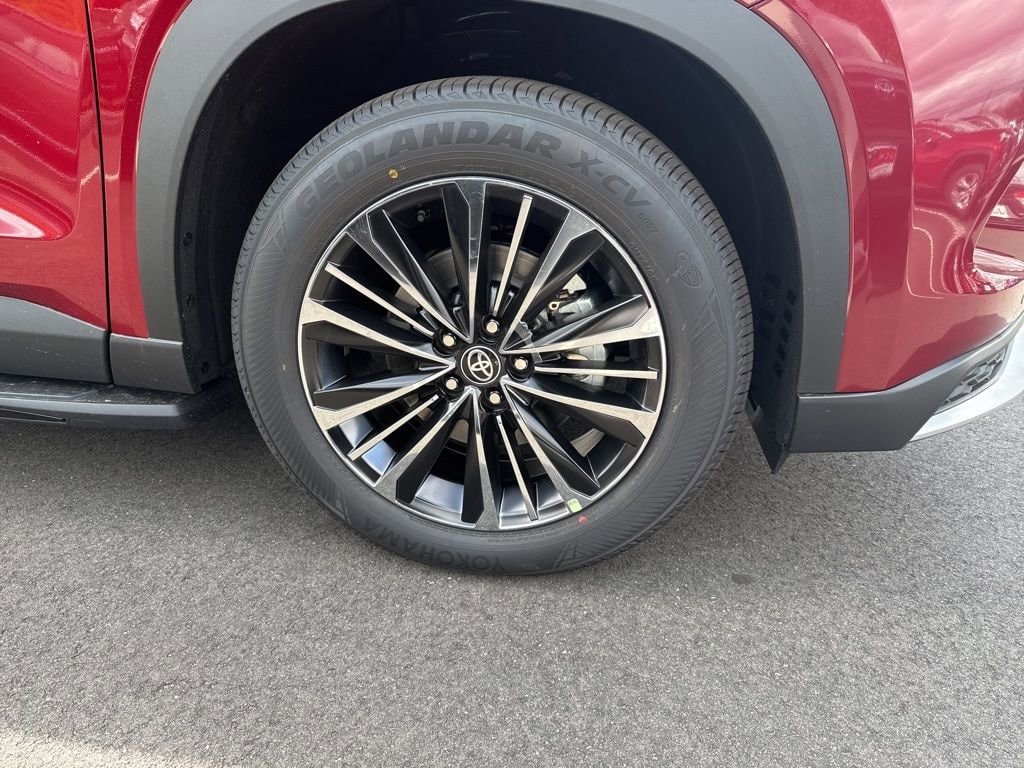 Thumbnail: 2026 Toyota Grand Highlander - 8