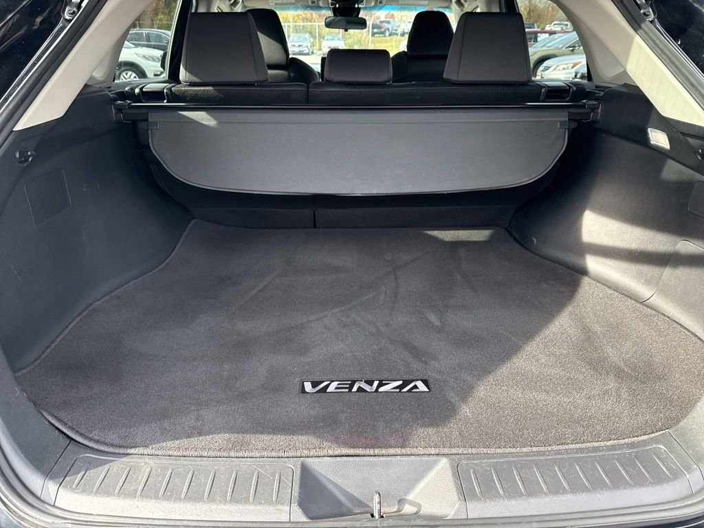 Thumbnail: 2021 Toyota Venza - 17