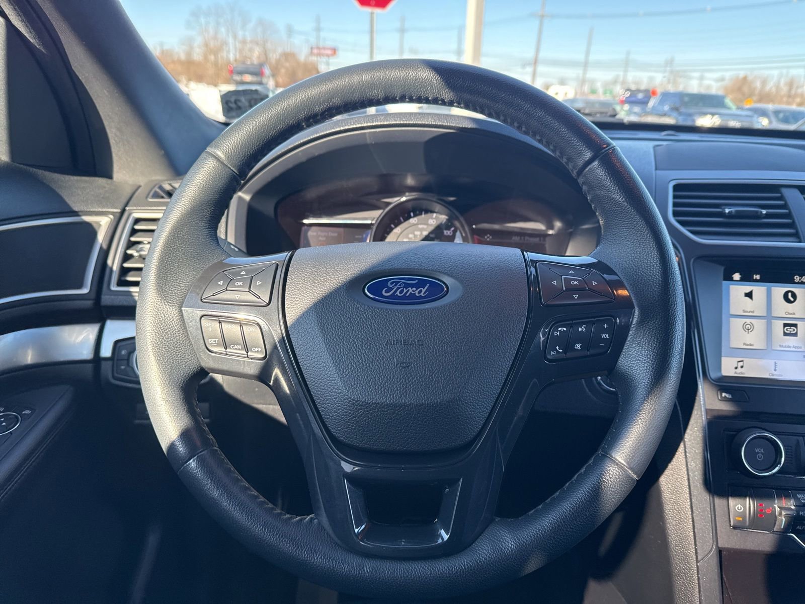 Thumbnail: 2017 Ford Explorer - 23