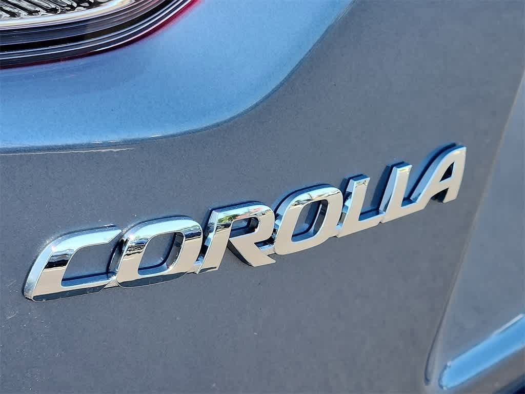 2025 Toyota Corolla LE 17