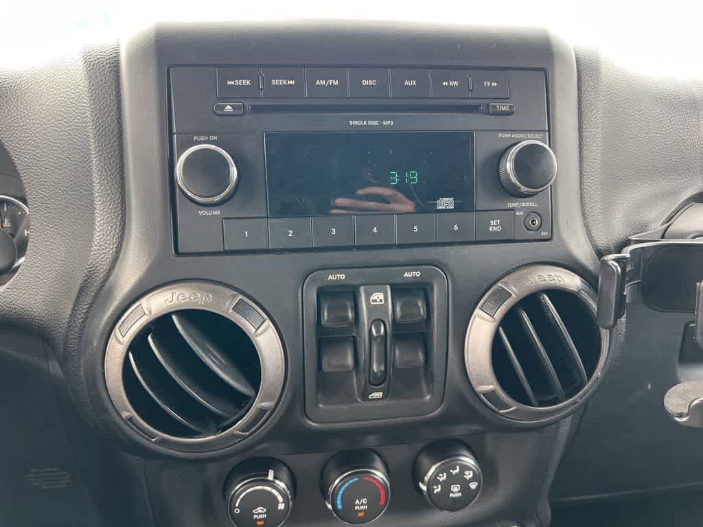 Thumbnail: 2011 Jeep Wrangler - 17