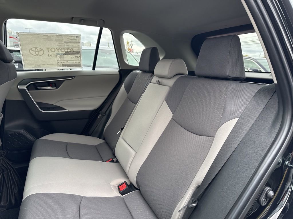 Thumbnail: 2025 Toyota RAV4 - 12