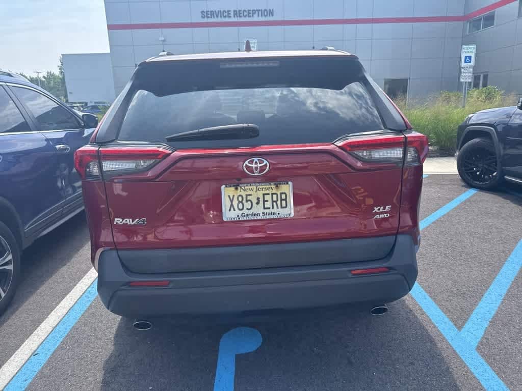 Thumbnail: 2020 Toyota RAV4 - 6