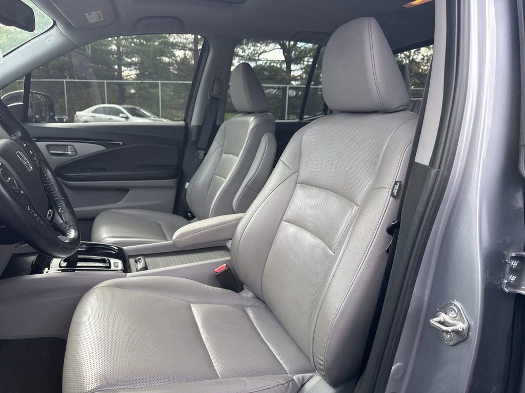Thumbnail: 2018 Honda Ridgeline - 17