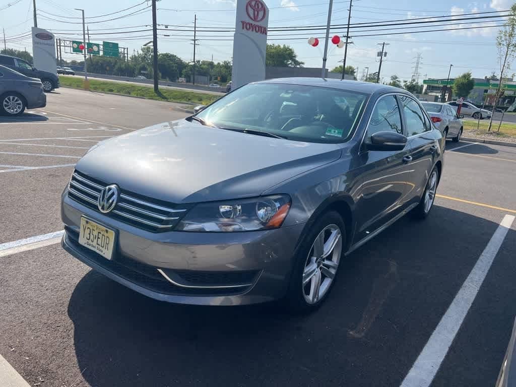 Thumbnail: 2014 Volkswagen Passat - 1