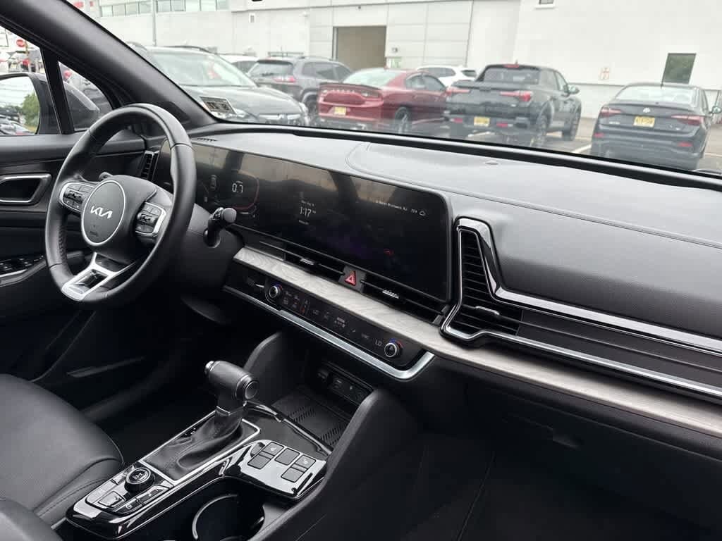 Thumbnail: 2023 Kia Sportage - 19