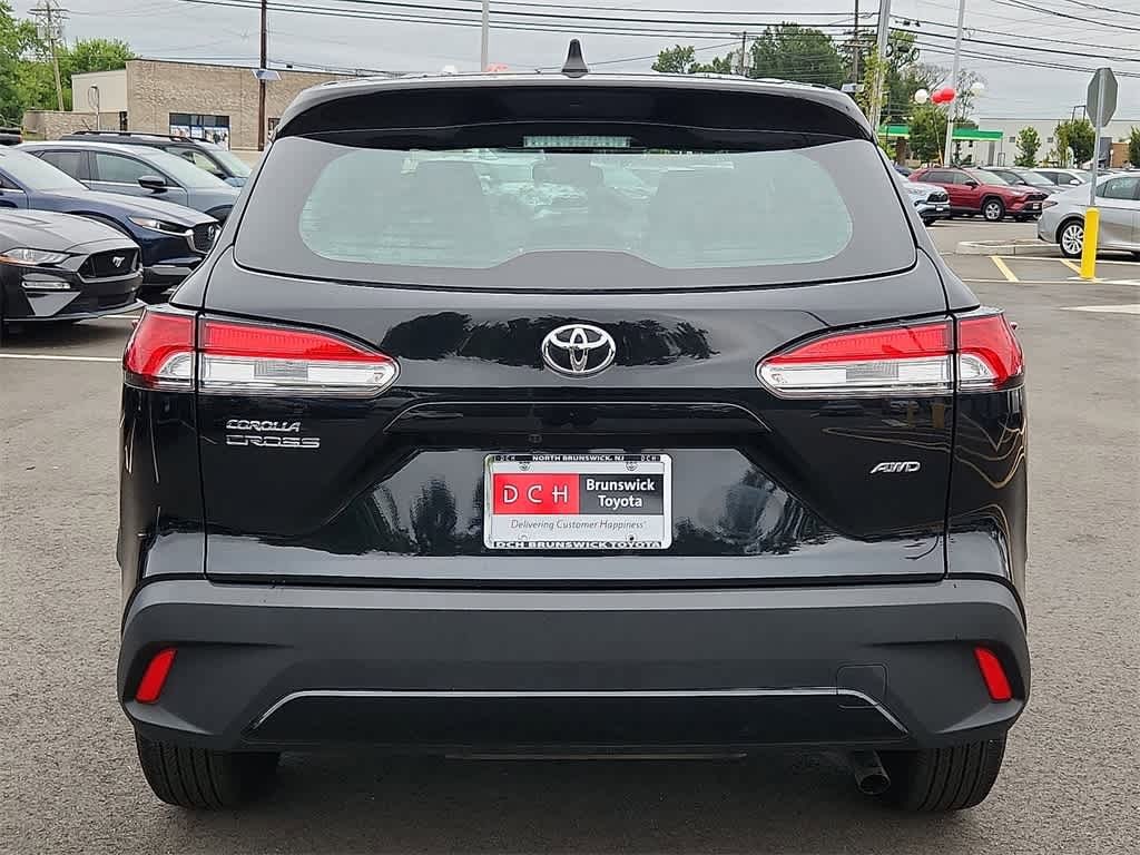 Thumbnail: 2022 Toyota Corolla Cross - 5
