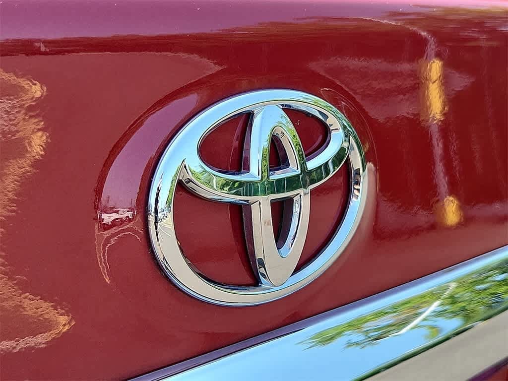 Thumbnail: 2013 Toyota Corolla - 32