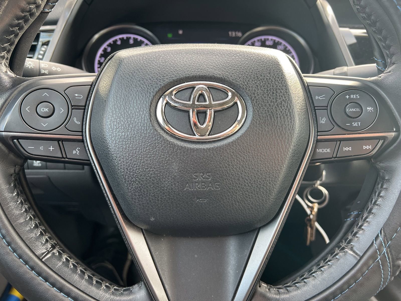 Thumbnail: 2022 Toyota Camry - 18