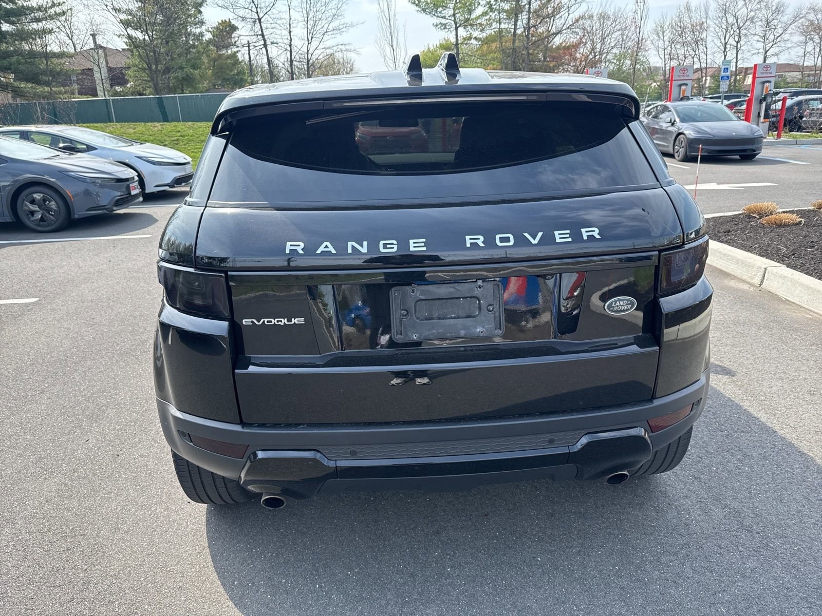 Thumbnail: 2019 Land Rover Range Rover Evoque - 13