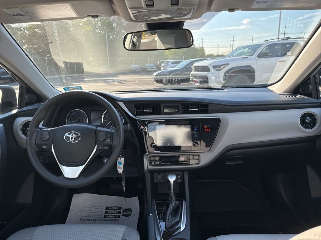 Thumbnail: 2018 Toyota Corolla - 23