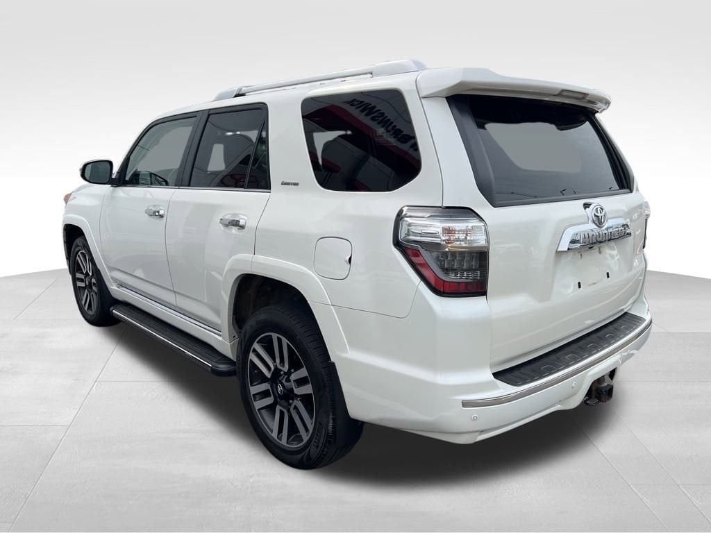 Thumbnail: 2018 Toyota 4Runner - 5