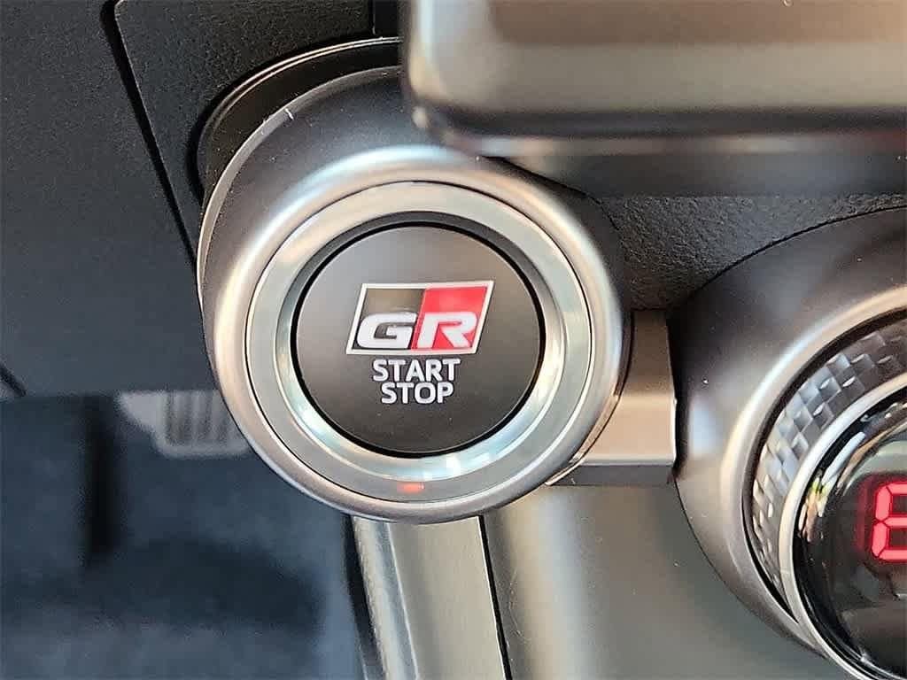 Thumbnail: 2025 Toyota GR86 - 15