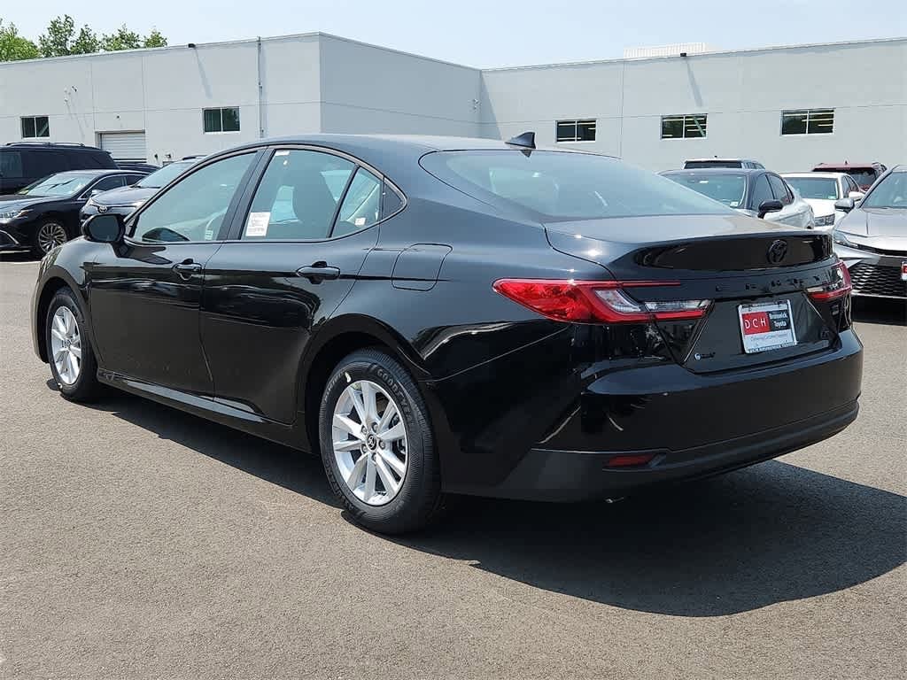 2025 Toyota Camry LE 6
