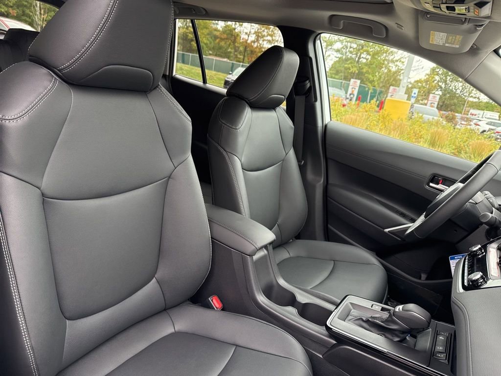 Thumbnail: 2026 Toyota Corolla Cross - 15