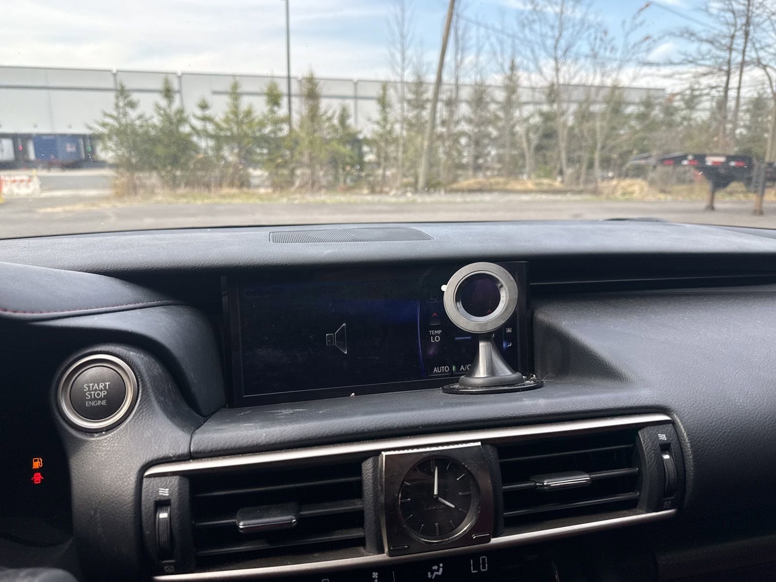 Thumbnail: 2017 Lexus IS - 27