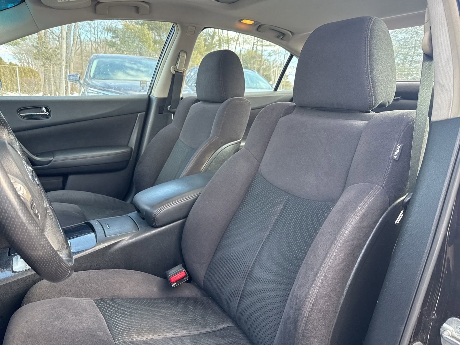 Thumbnail: 2011 Nissan Maxima - 17