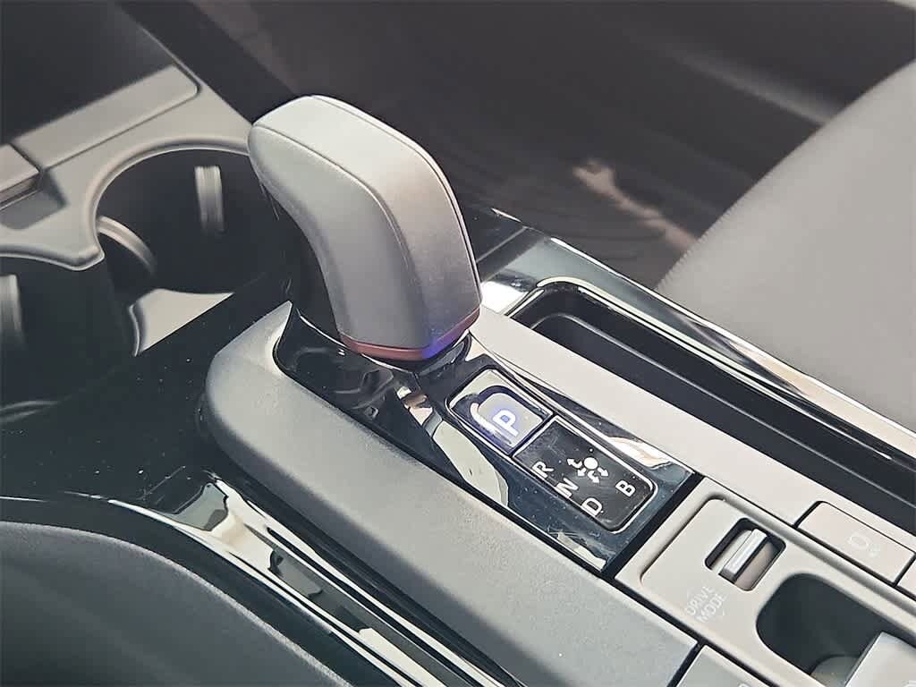 2025 Toyota Prius Plug-in 14