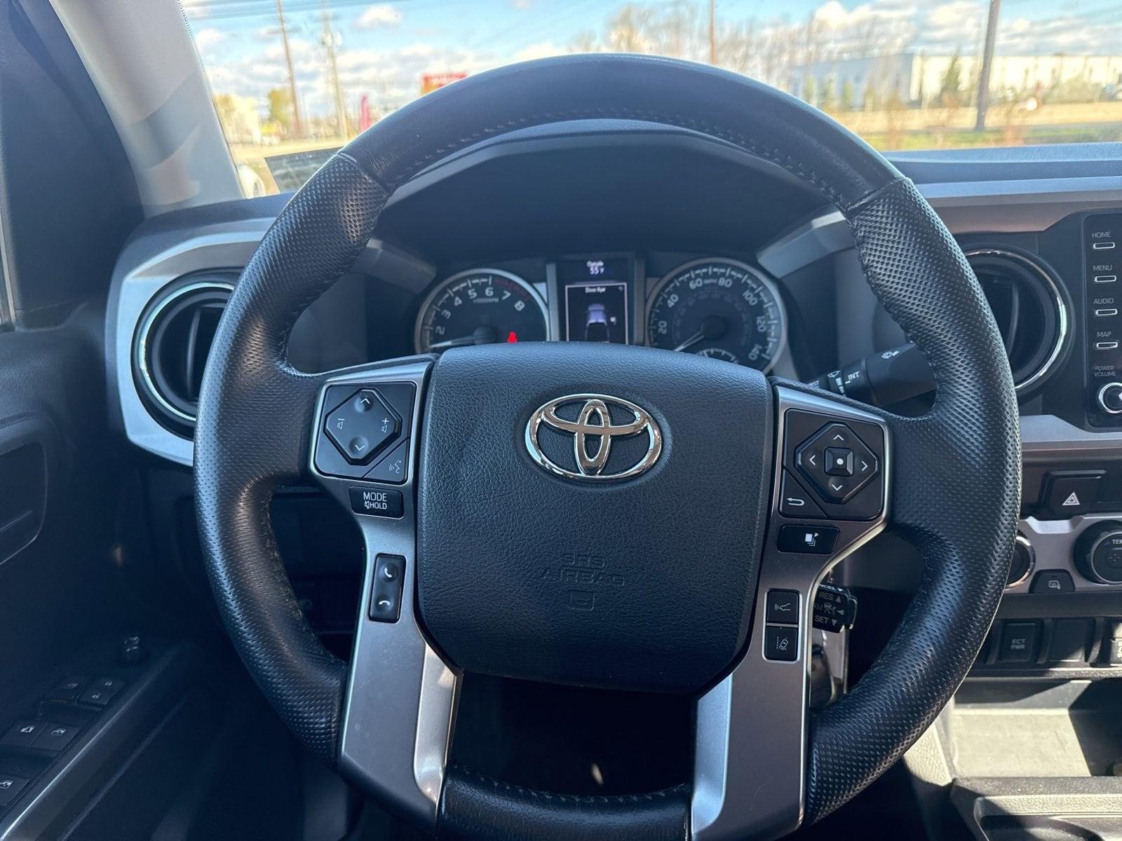 Thumbnail: 2021 Toyota Tacoma - 26