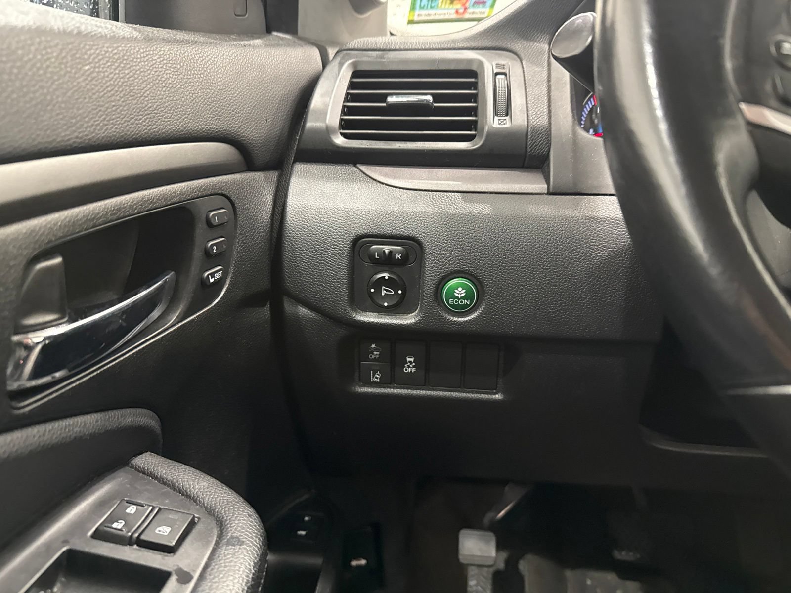 Thumbnail: 2019 Honda Pilot - 29