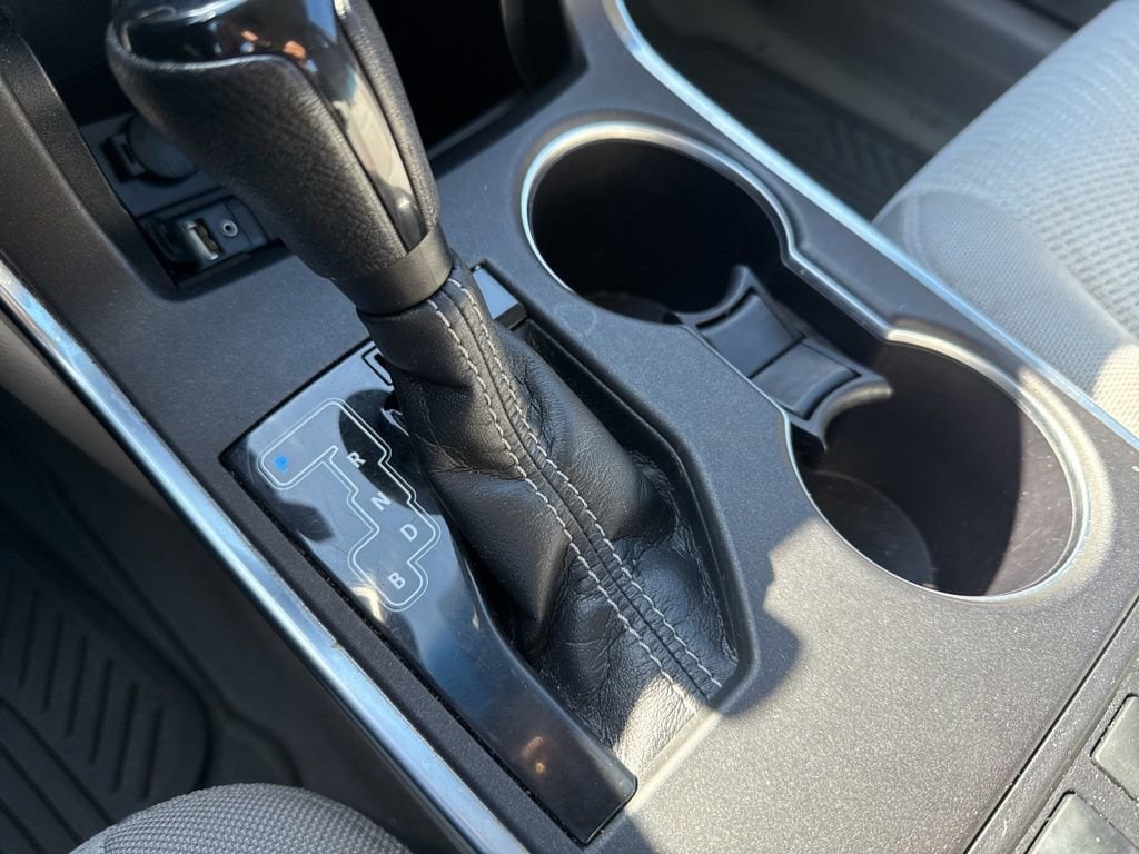Thumbnail: 2016 Toyota Camry - 28