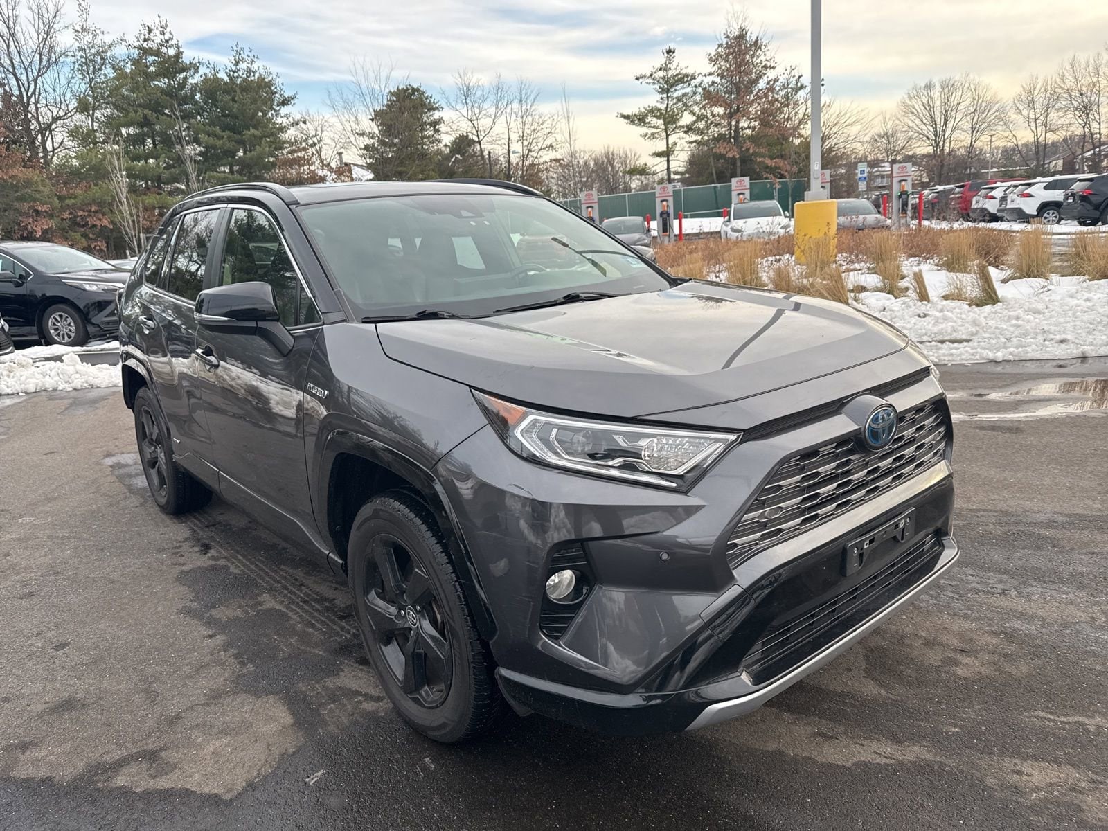 Thumbnail: 2020 Toyota RAV4 - 3