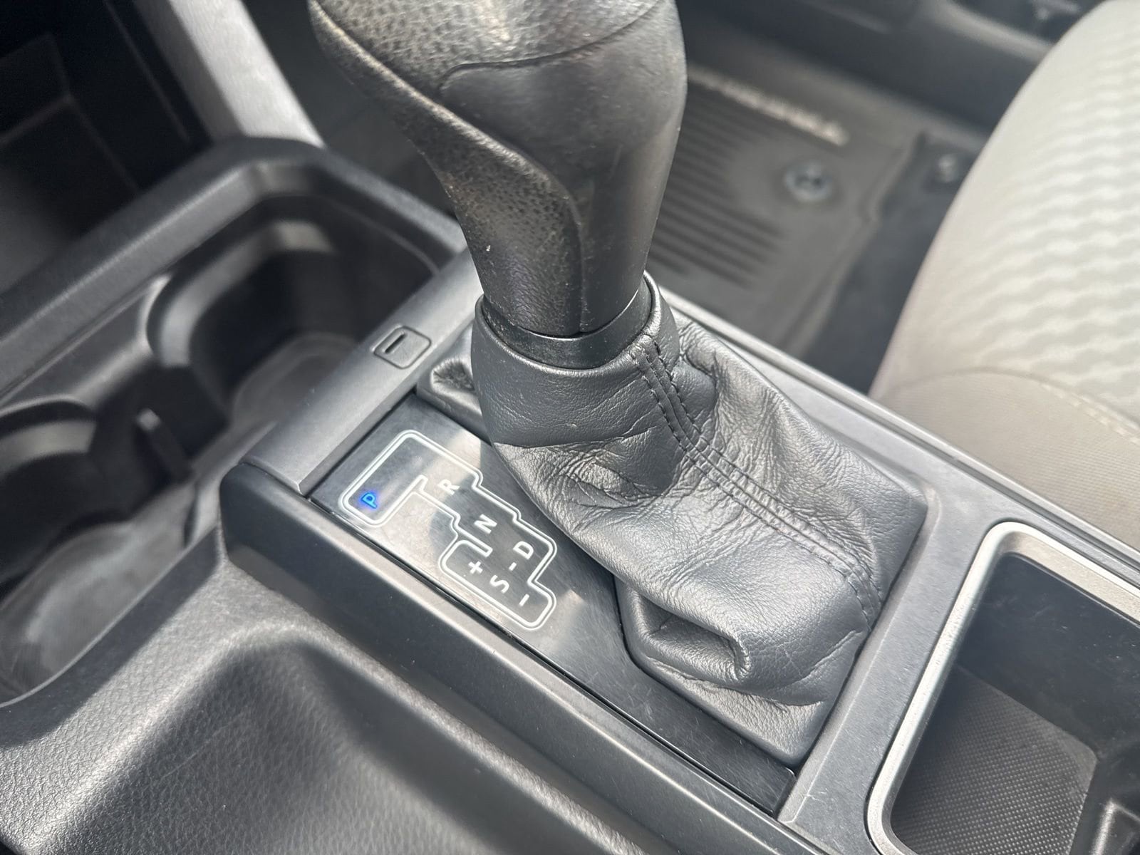 Thumbnail: 2020 Toyota Tacoma - 28