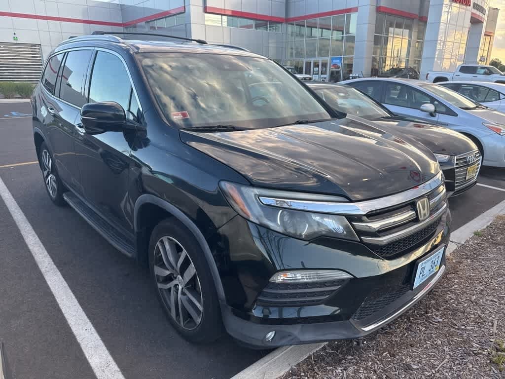 Thumbnail: 2016 Honda Pilot - 2