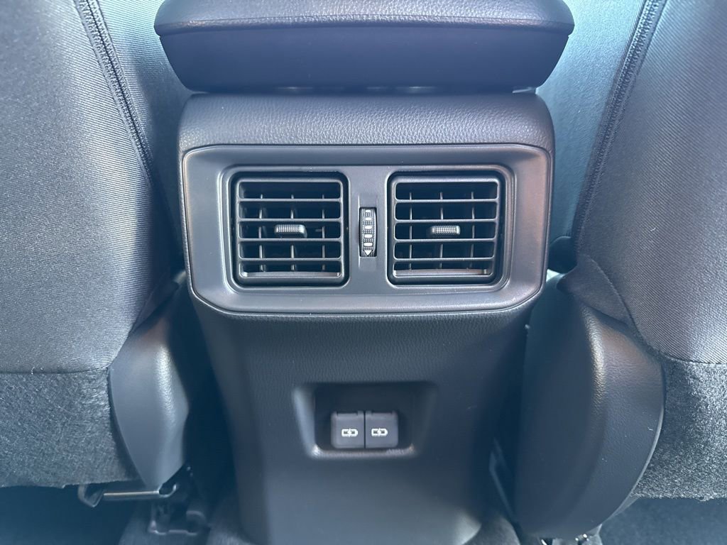 Thumbnail: 2025 Toyota RAV4 - 23