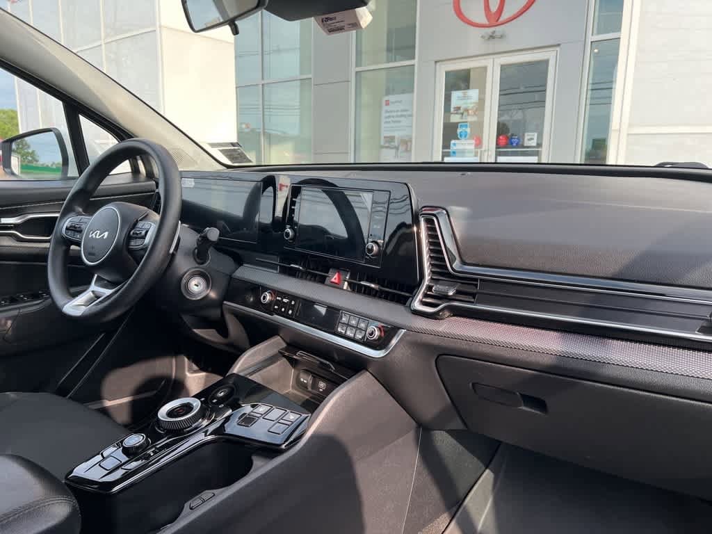 Thumbnail: 2023 Kia Sportage - 15