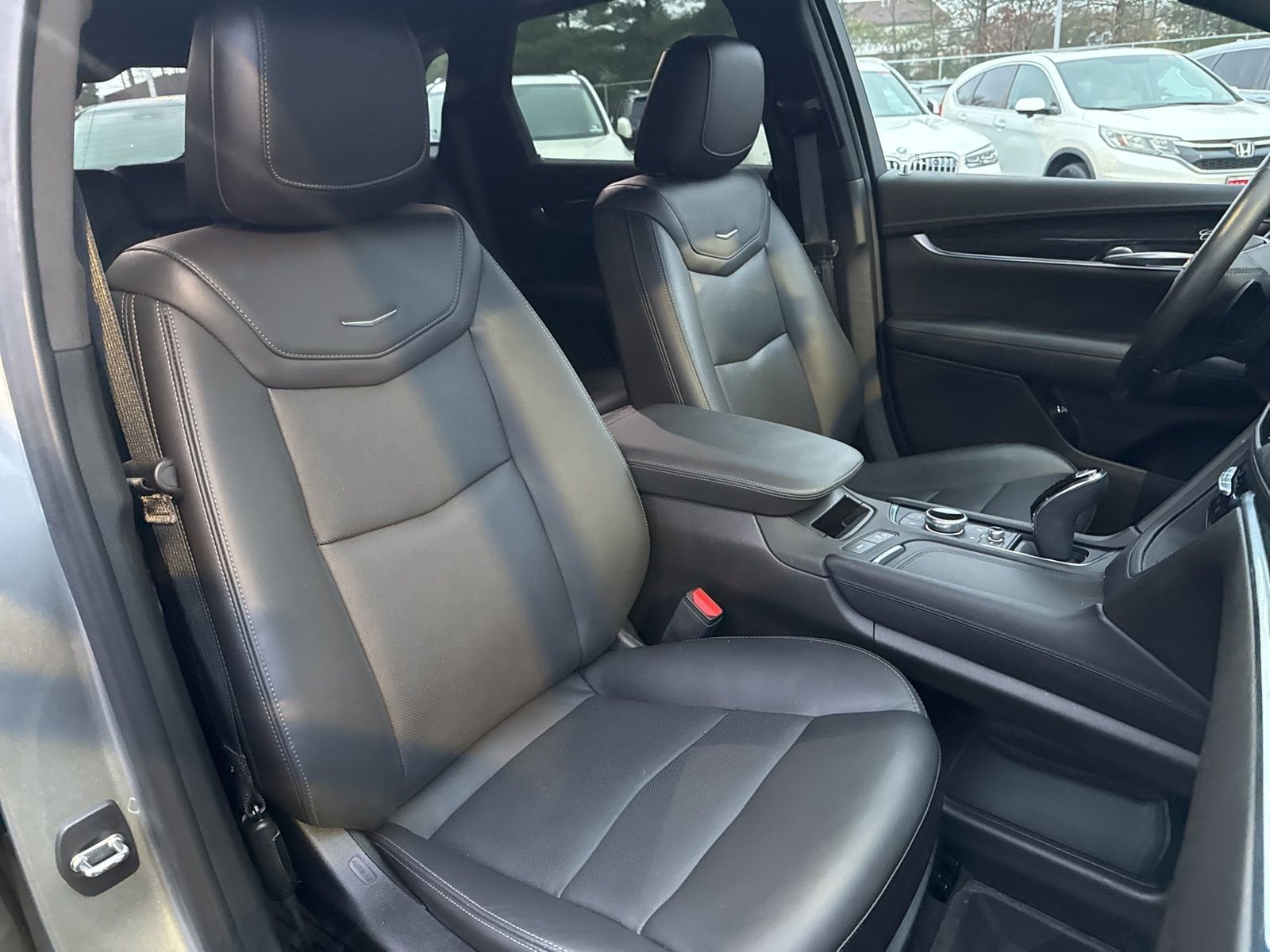 Thumbnail: 2023 Cadillac XT5 - 26