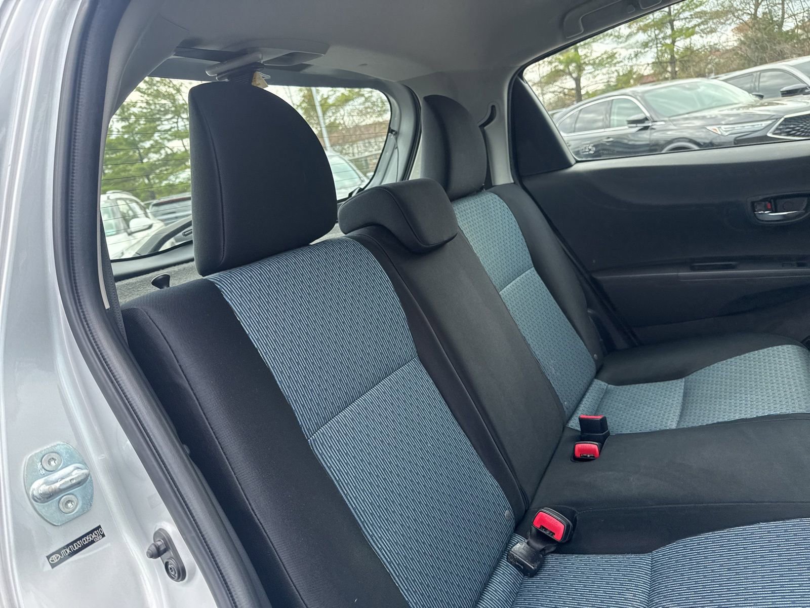 Thumbnail: 2012 Toyota Yaris - 21