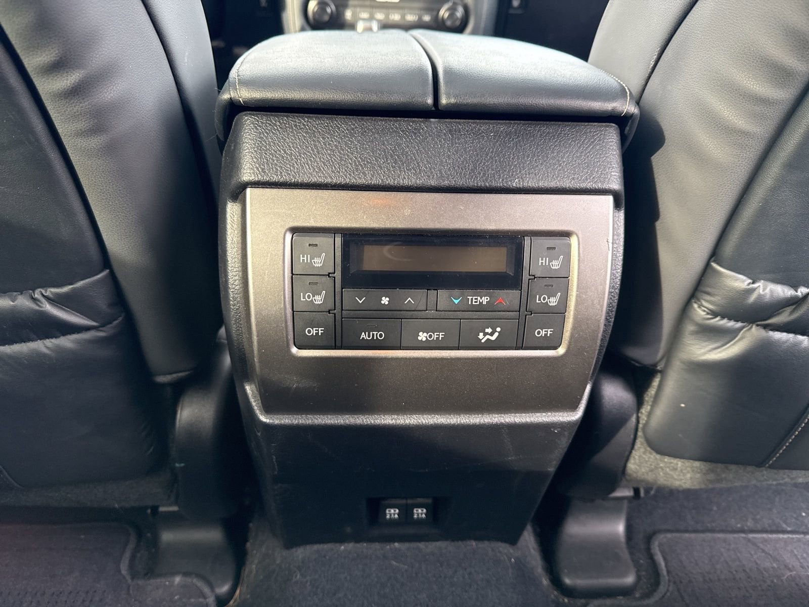 Thumbnail: 2023 Lexus GX - 29