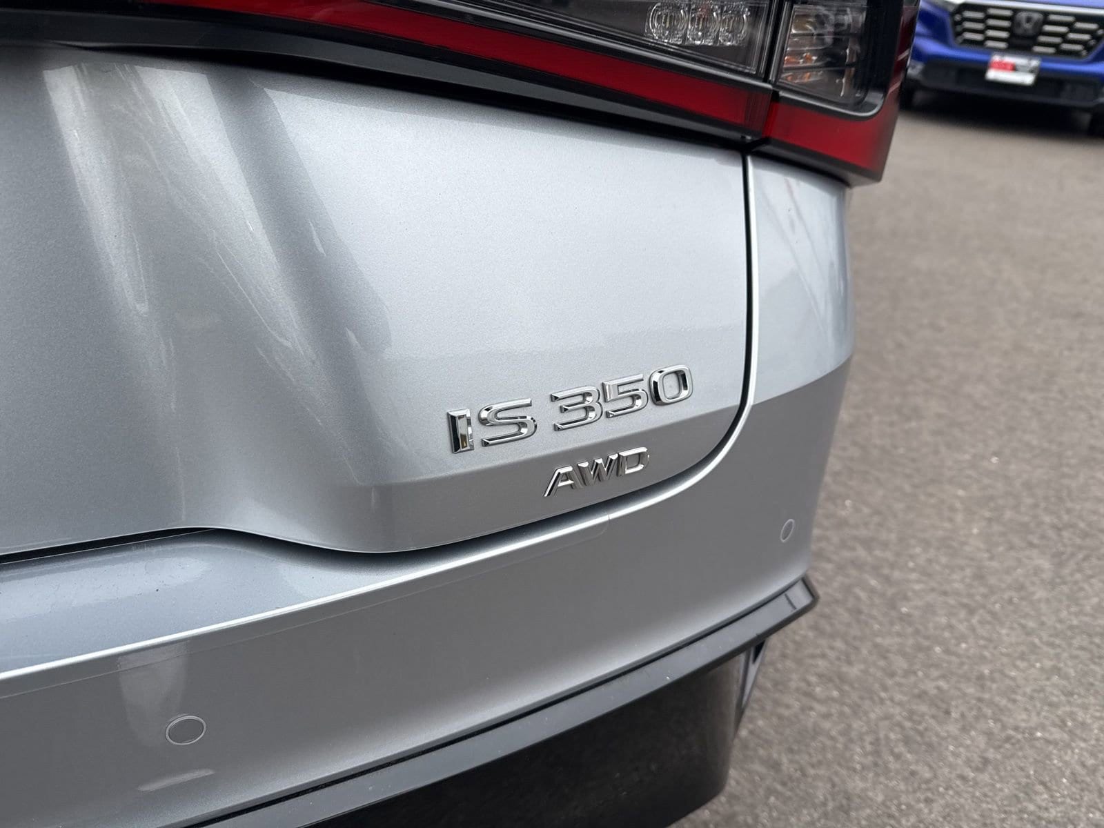 Thumbnail: 2023 Lexus IS - 14