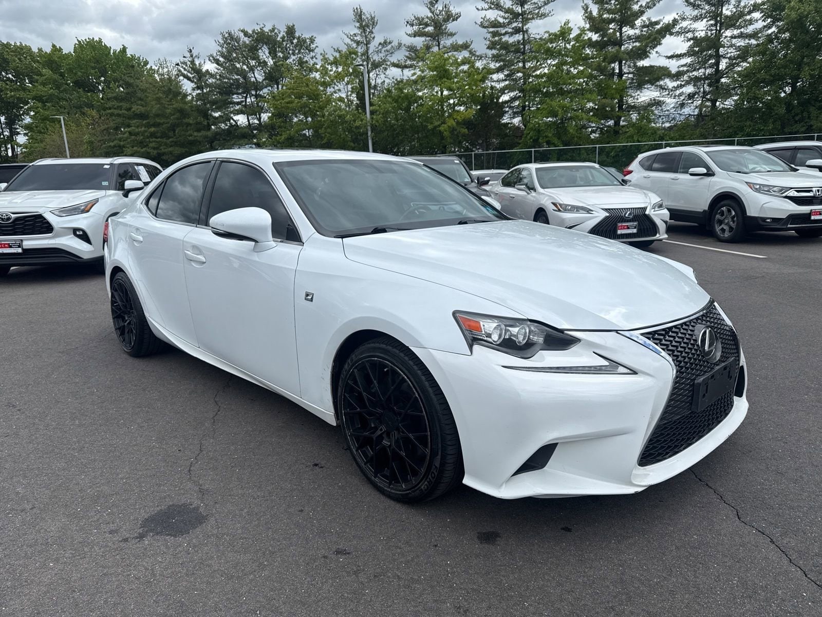 Thumbnail: 2016 Lexus IS - 3