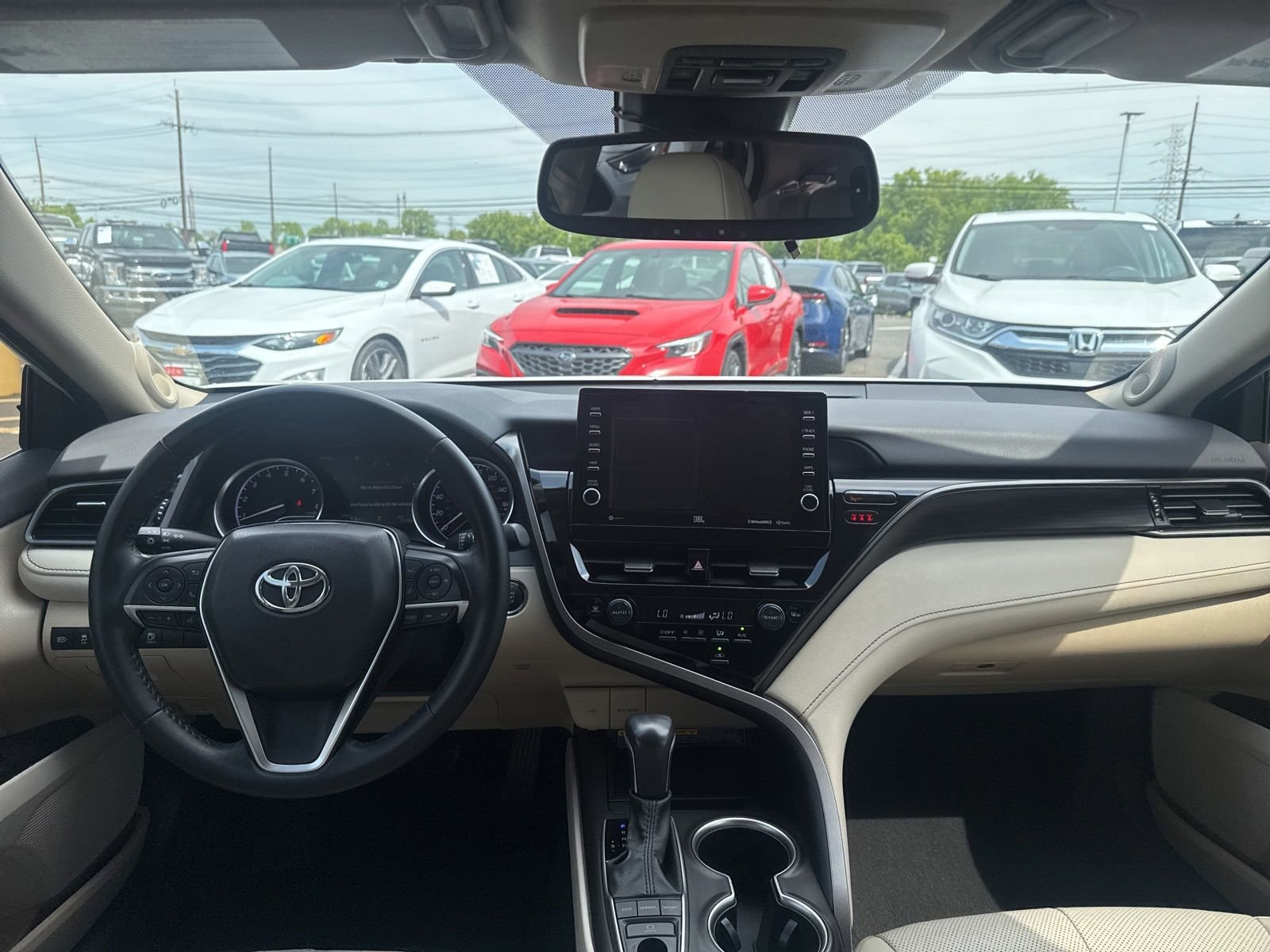Thumbnail: 2021 Toyota Camry - 23