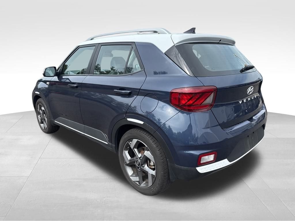 Thumbnail: 2021 Hyundai Venue - 5