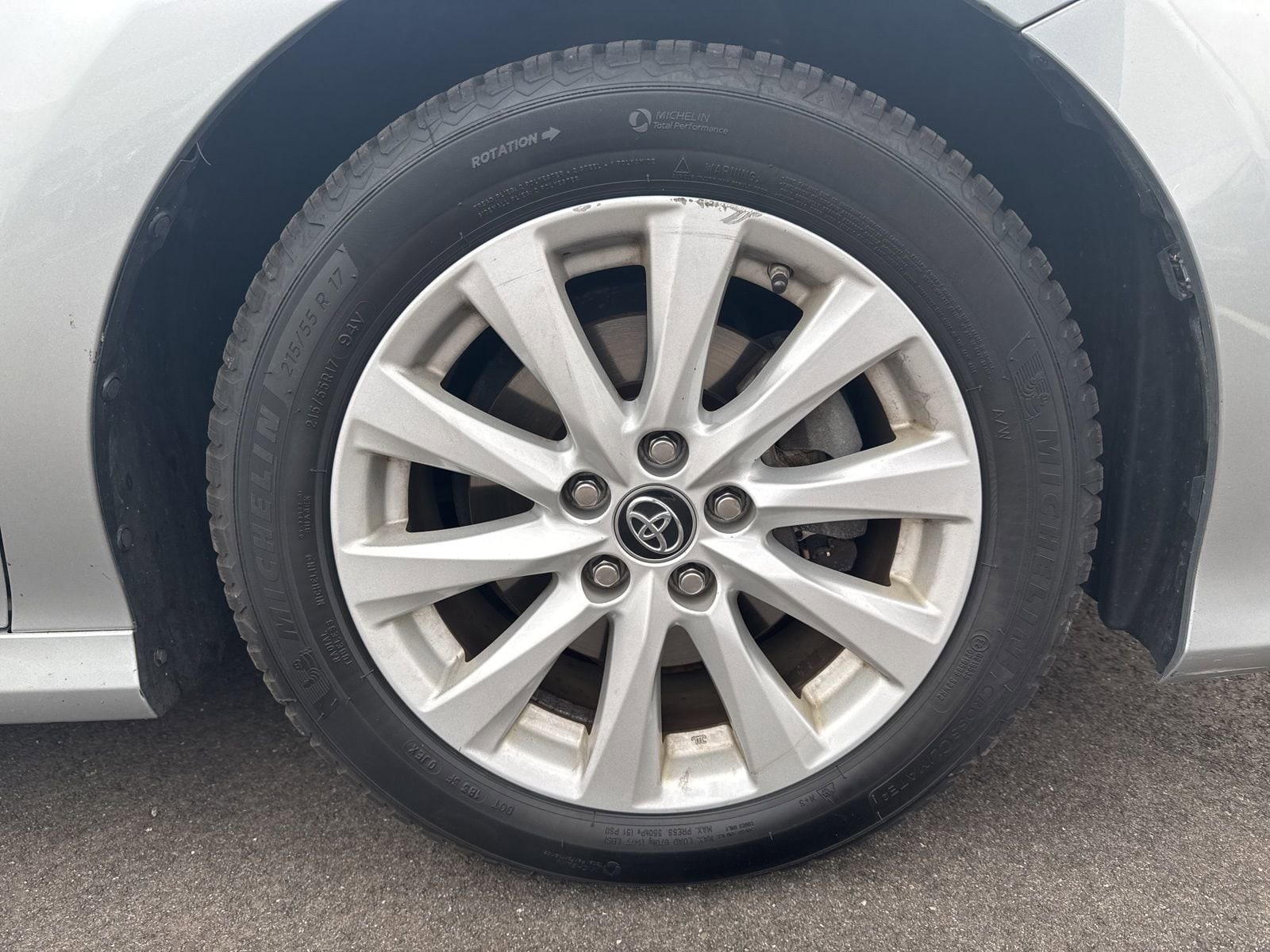 Thumbnail: 2018 Toyota Camry - 15