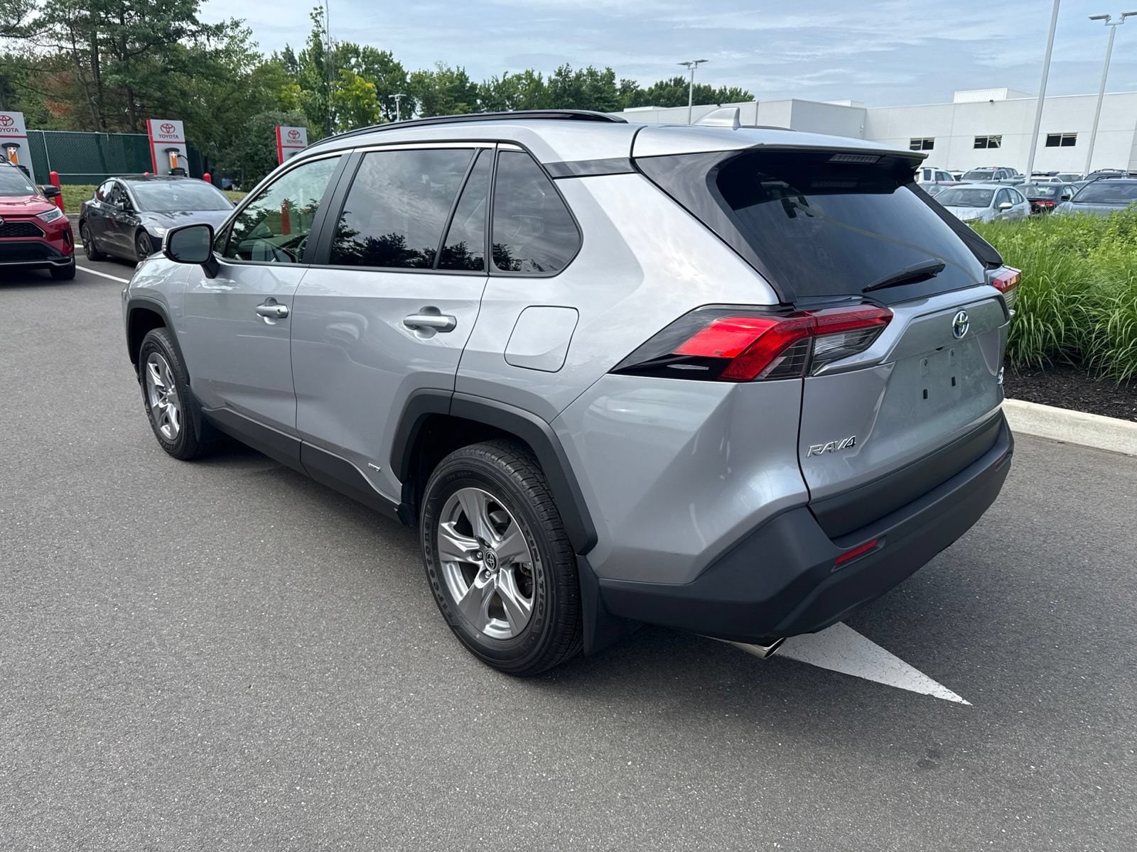Thumbnail: 2023 Toyota RAV4 - 13