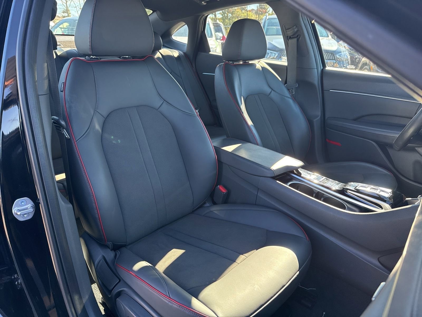 Thumbnail: 2023 Hyundai Sonata - 21