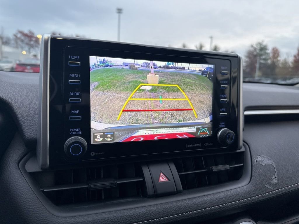 Thumbnail: 2019 Toyota RAV4 - 28