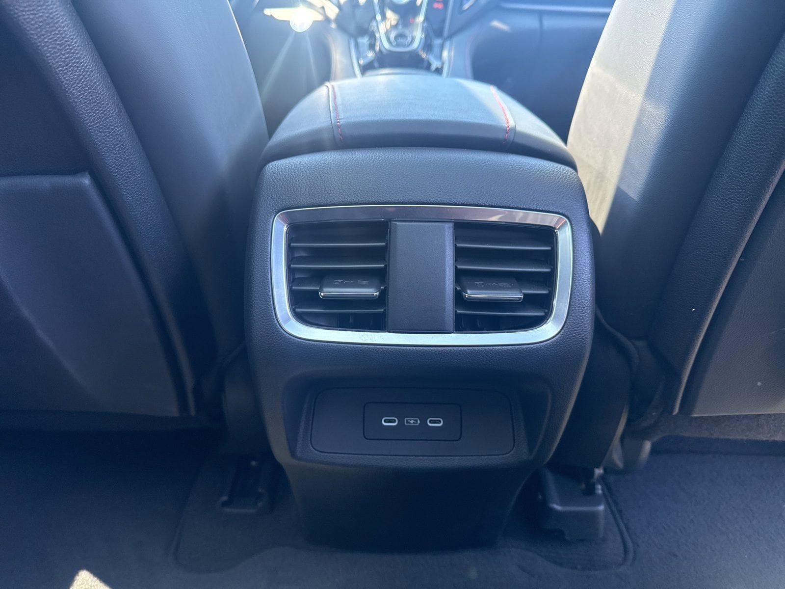 Thumbnail: 2023 Acura RDX - 30