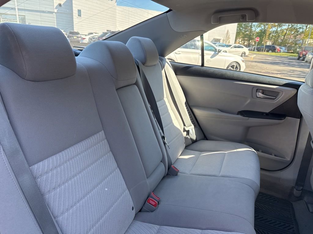 Thumbnail: 2016 Toyota Camry - 22